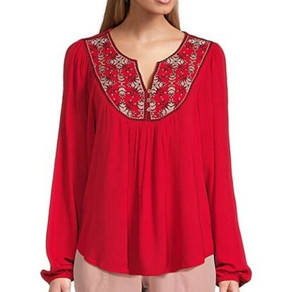 Nurture By Westbound Red Embroidered Women's Top Bohemian Peasant NEW - Picture 1 of 13
